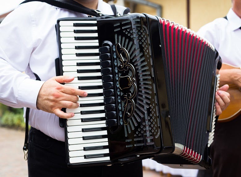 accordian player
