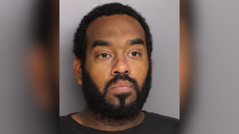 Mugshot of 34-year-old Luis Marin.