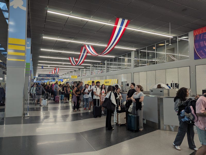 TSA security line at O'Hare 