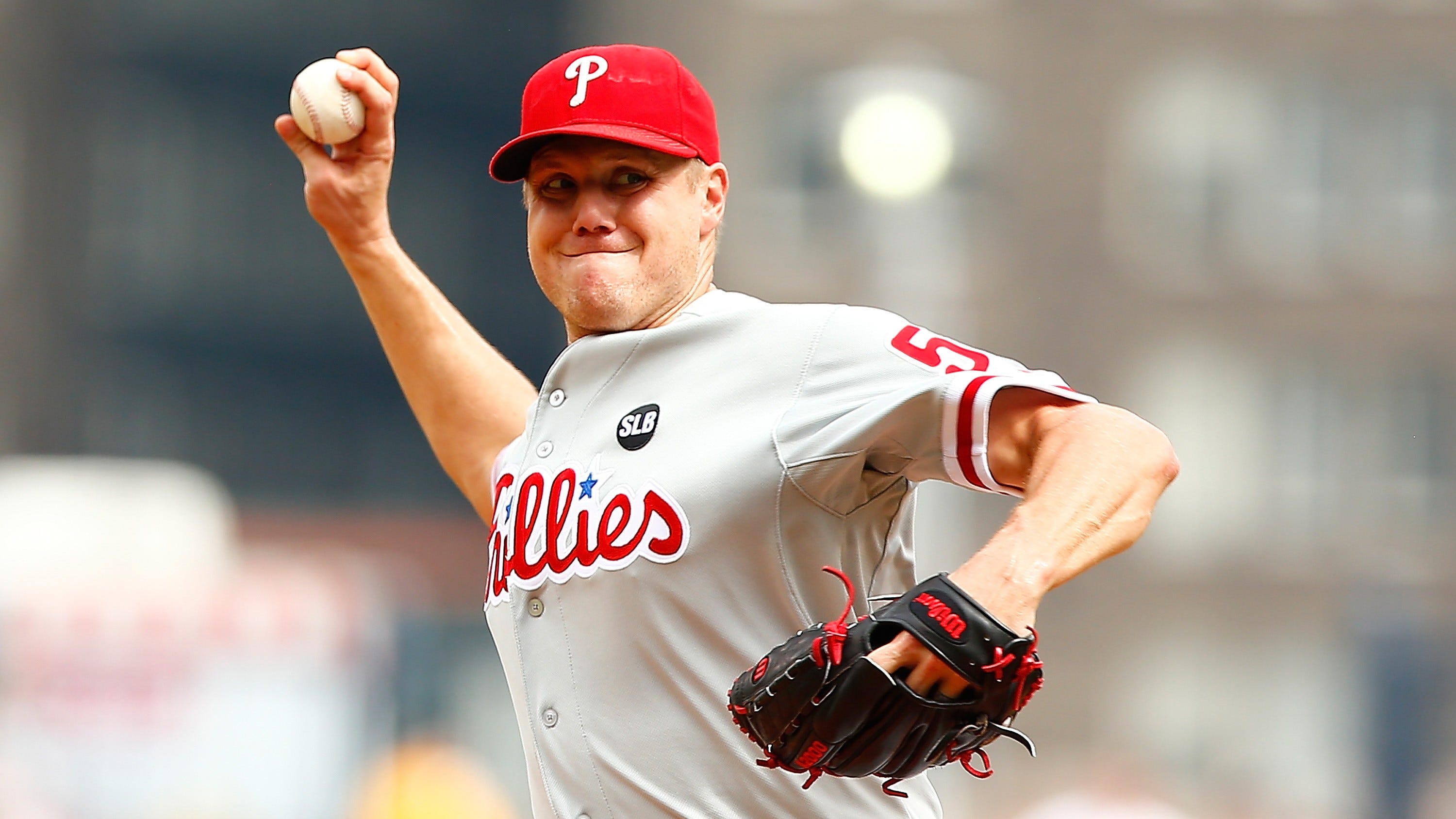 Jonathan Papelbon calls Phillies a 's**t show', doesn't think Bryce Harper is a leader
