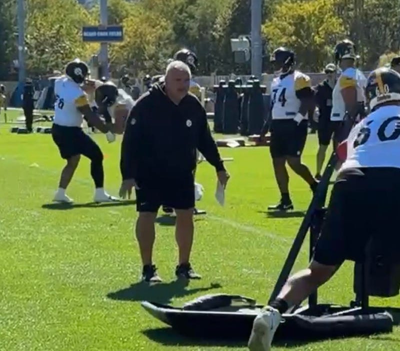 Pat Meyer at Steelers practice