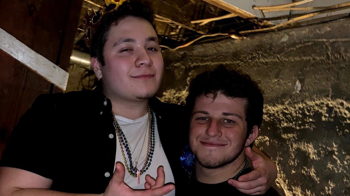 Chicago area best friends among 8 killed during Astroworld concert