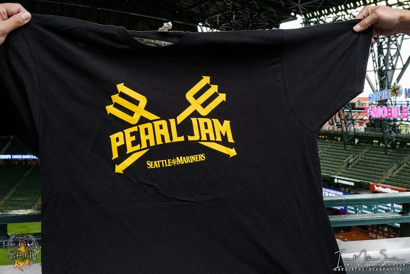 Pearl Jam Ten Club Night - T-Mobile Park 5.29.24