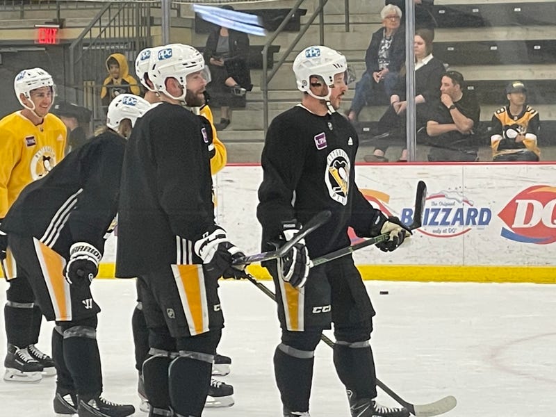 Sidney Crosby at Pens practice in Cranberry