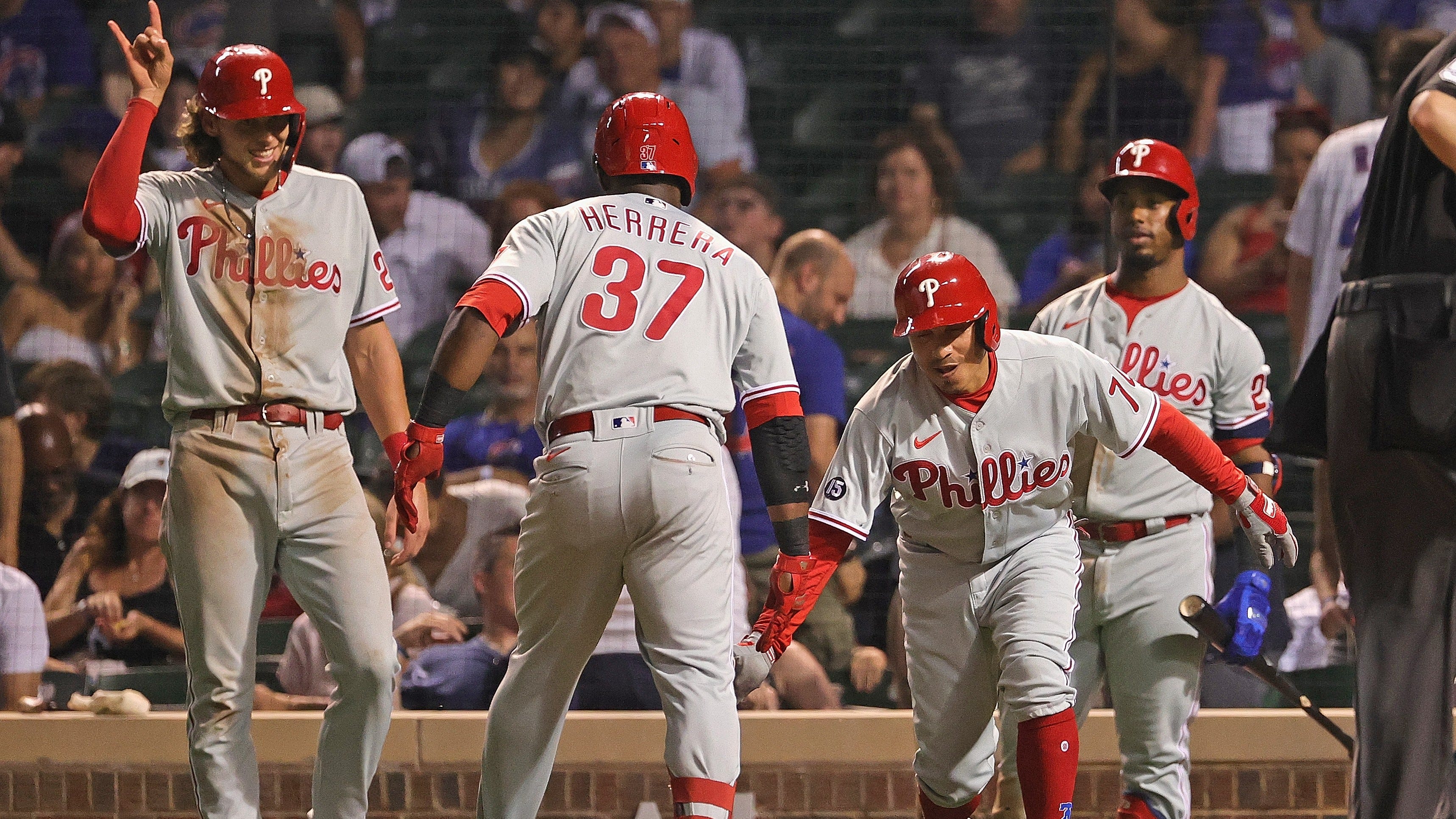 Report: 'Handful of influential' Phillies against COVID-19 vaccine