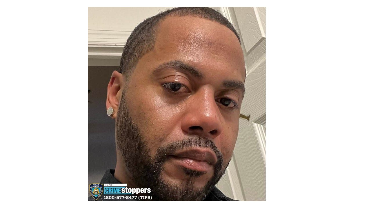 Woman slashed in face with razor during Brooklyn dispute; suspect sought