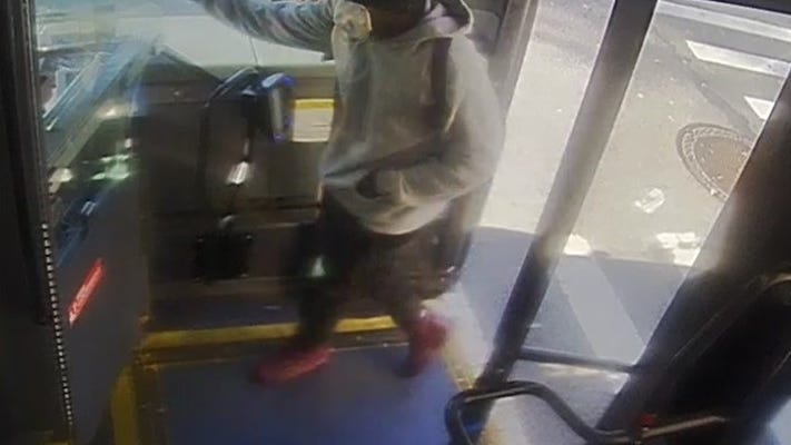 VIDEO: MTA bus driver pepper-sprayed at random in Manhattan