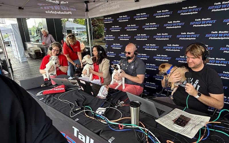 Piazza Pet of the Month Kicks Off