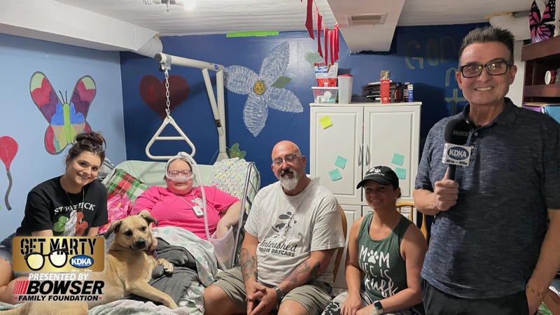 From left to right: Alex, Leias, Sammie, Paul Anthony, Annette, Marty Griffin.