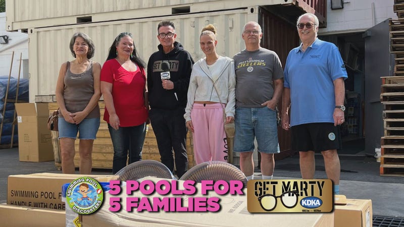 Beverly Hosek and her mom (left), Marty (middle), Heather Hamm and her dad, Dale Kleiner.