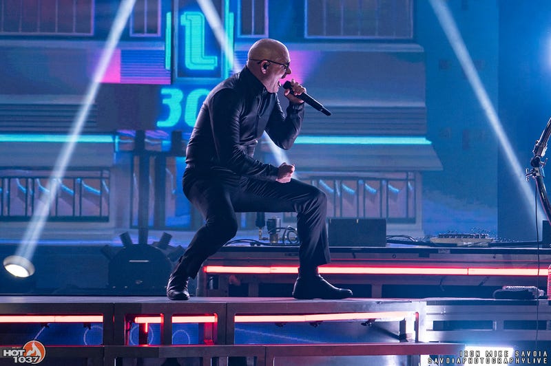 Pitbull w/ Iggy Azalea @ White River Amphitheatre, 9.28.2021