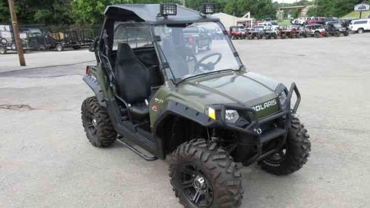 Man dies in Oakland County after getting thrown from off-road vehicle