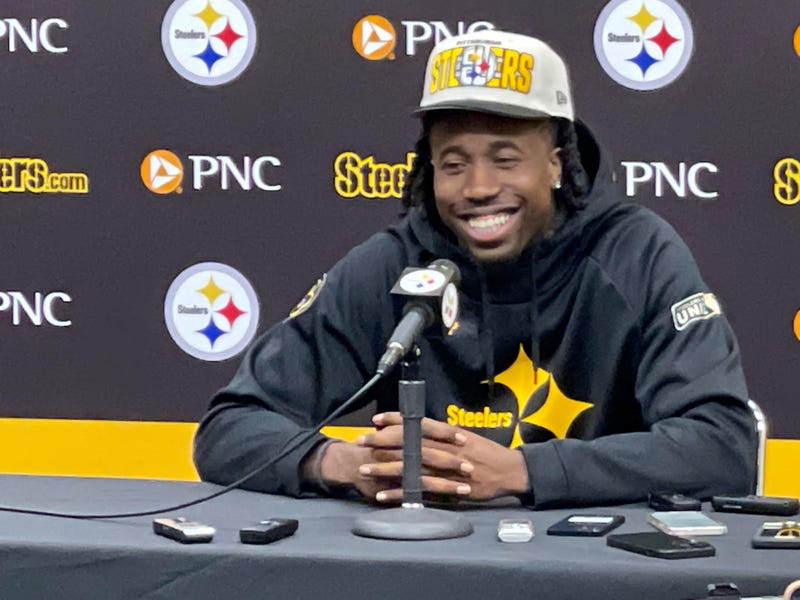 Joey Porter Junior at a podium