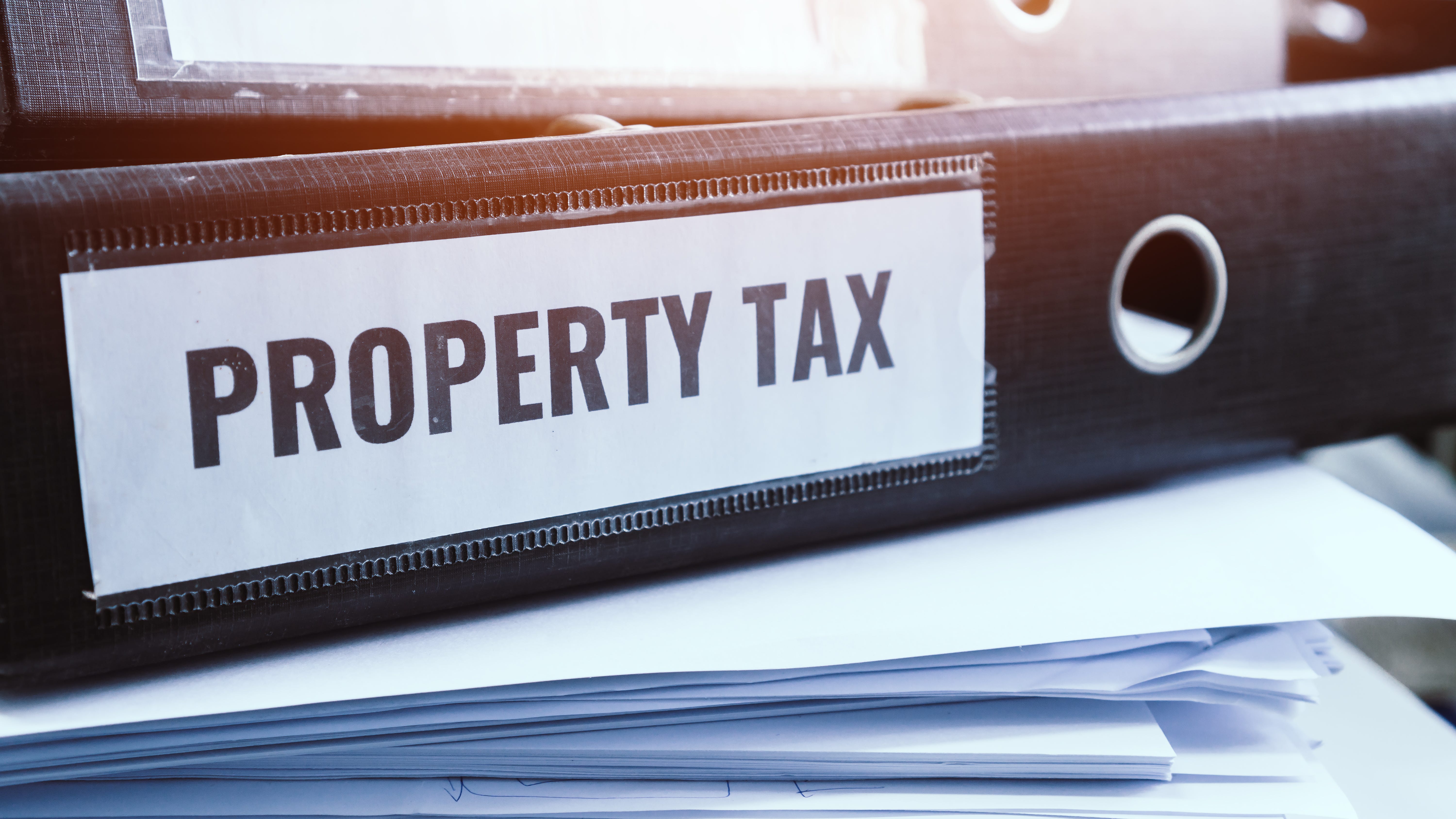 Cook County Assessor candidates clash over handling of delayed tax bills in debate