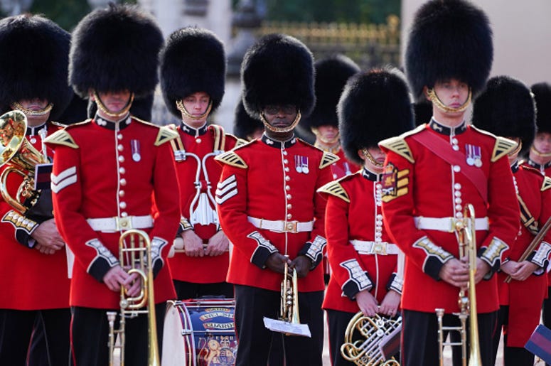 Queen's_Guard