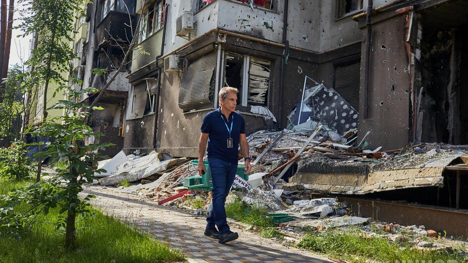 Ben Stiller visits Ukraine, meets President Zelensky