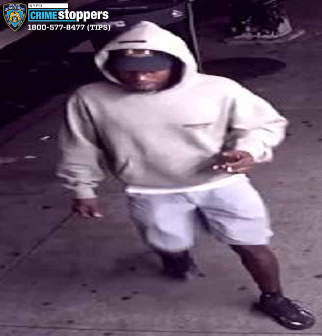 Man wanted for robbing food vendors at gunpoint in Brooklyn