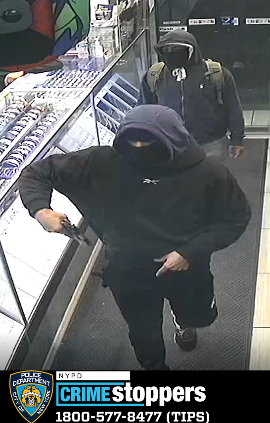 Two suspects wanted for stealing $100,00 worth of jewelry from a business in the Bronx on Tuesday.