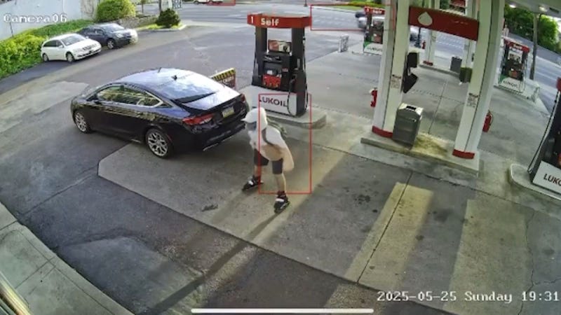 Rollerblading thief