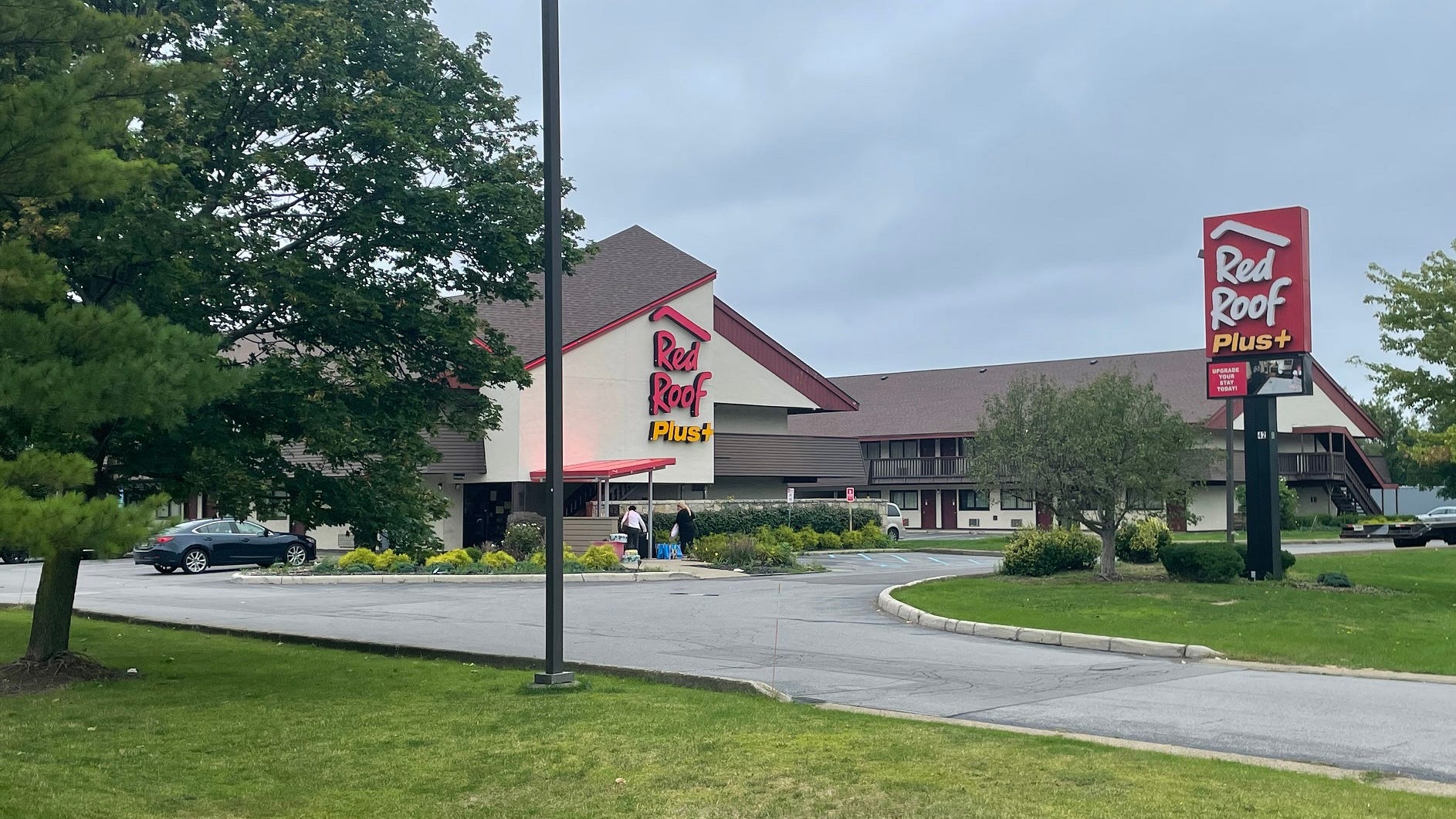 Migrants making Amherst hotel home as crisis continues to play out in Erie County
