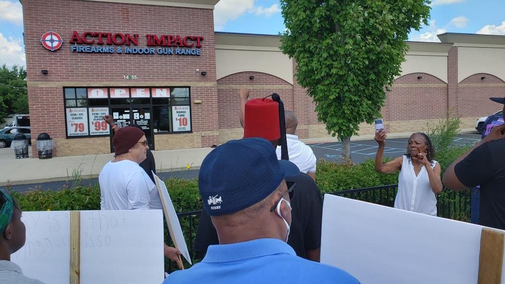 'Stop the violence': Protests outside Eastpointe gun store where gun used in slaying of Detroit officer was sold