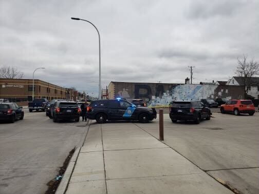 police on the scene of Hamtamck body found