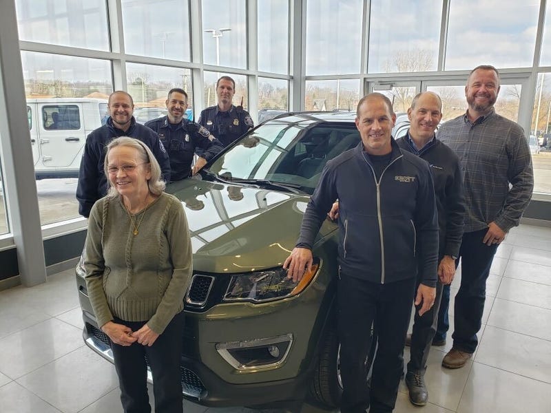 Dianne Gordon getting her new Jeep Compass
