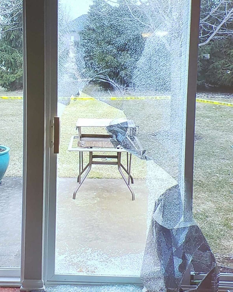 Smashed sliding door