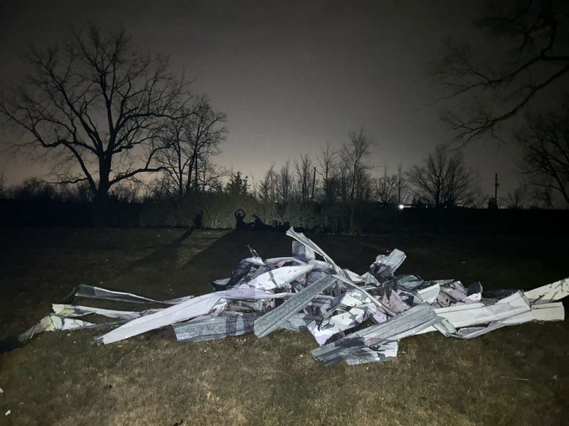 tornado damage in Grand Blanc