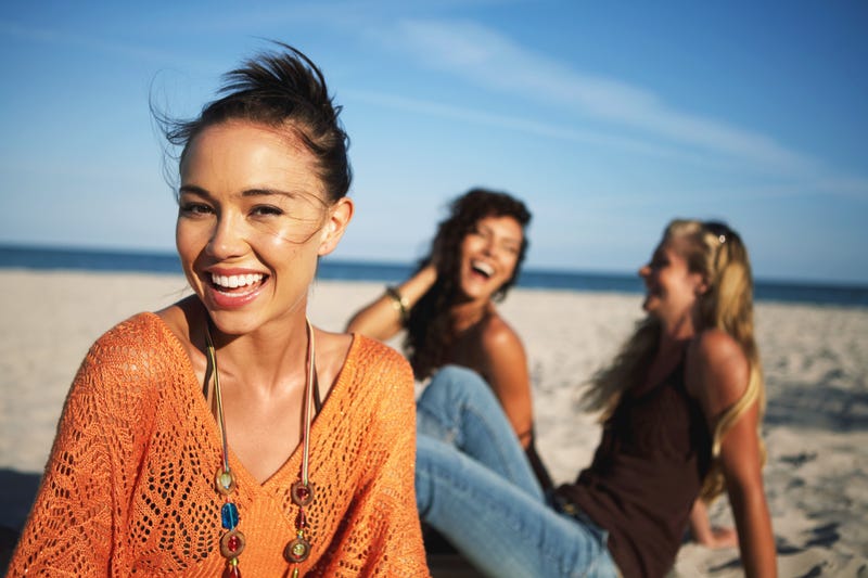 6 Ways to Have a Restful, Regenerative Summer | Bee Well