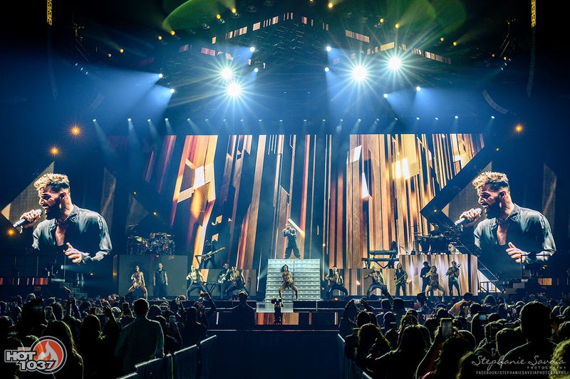 Photo Gallery: Ricky Martin, Enrique Iglesias and Pitbull at Climate Pledge Arena 12.8.23