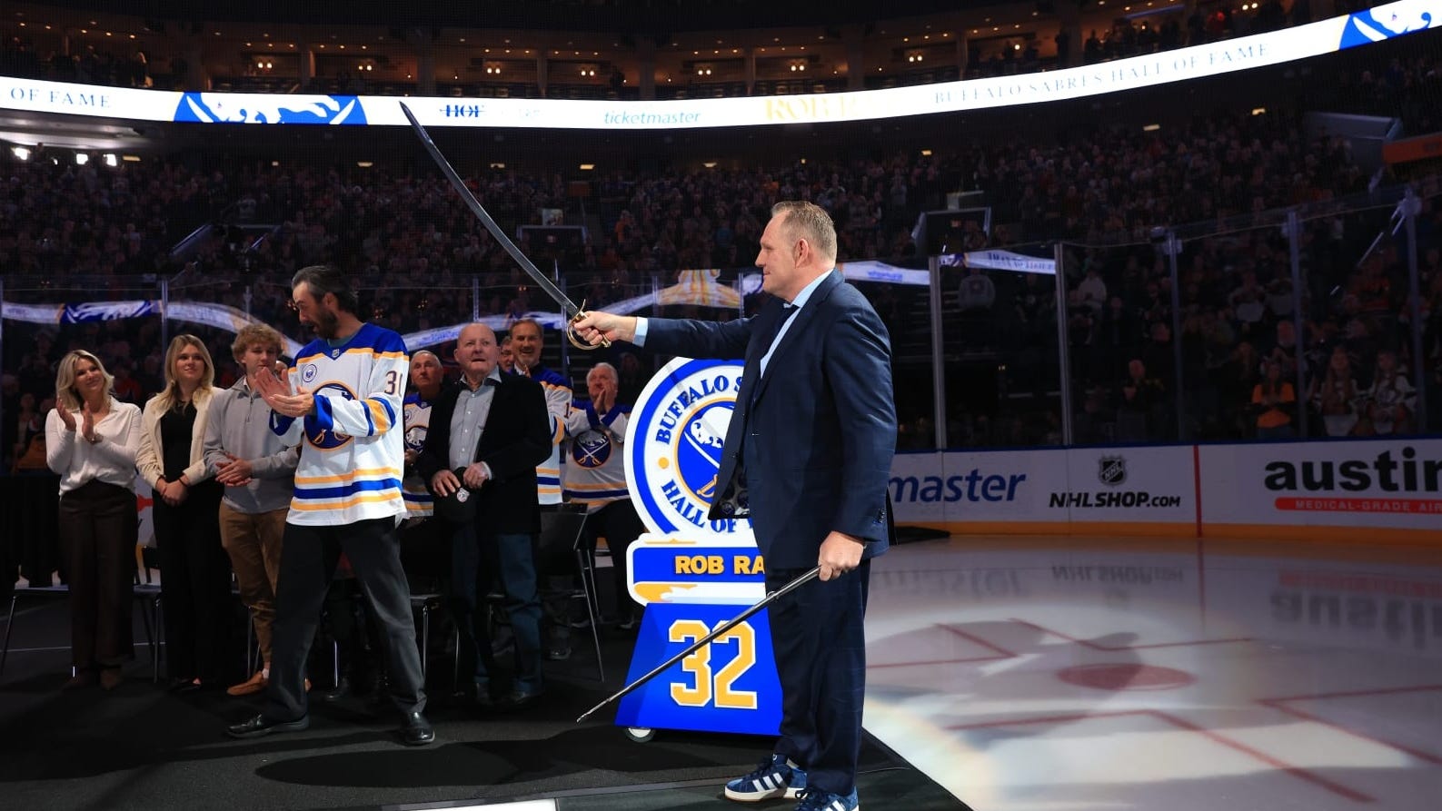 LISTEN: Rob Ray becomes 44th member of Sabres Hall of Fame