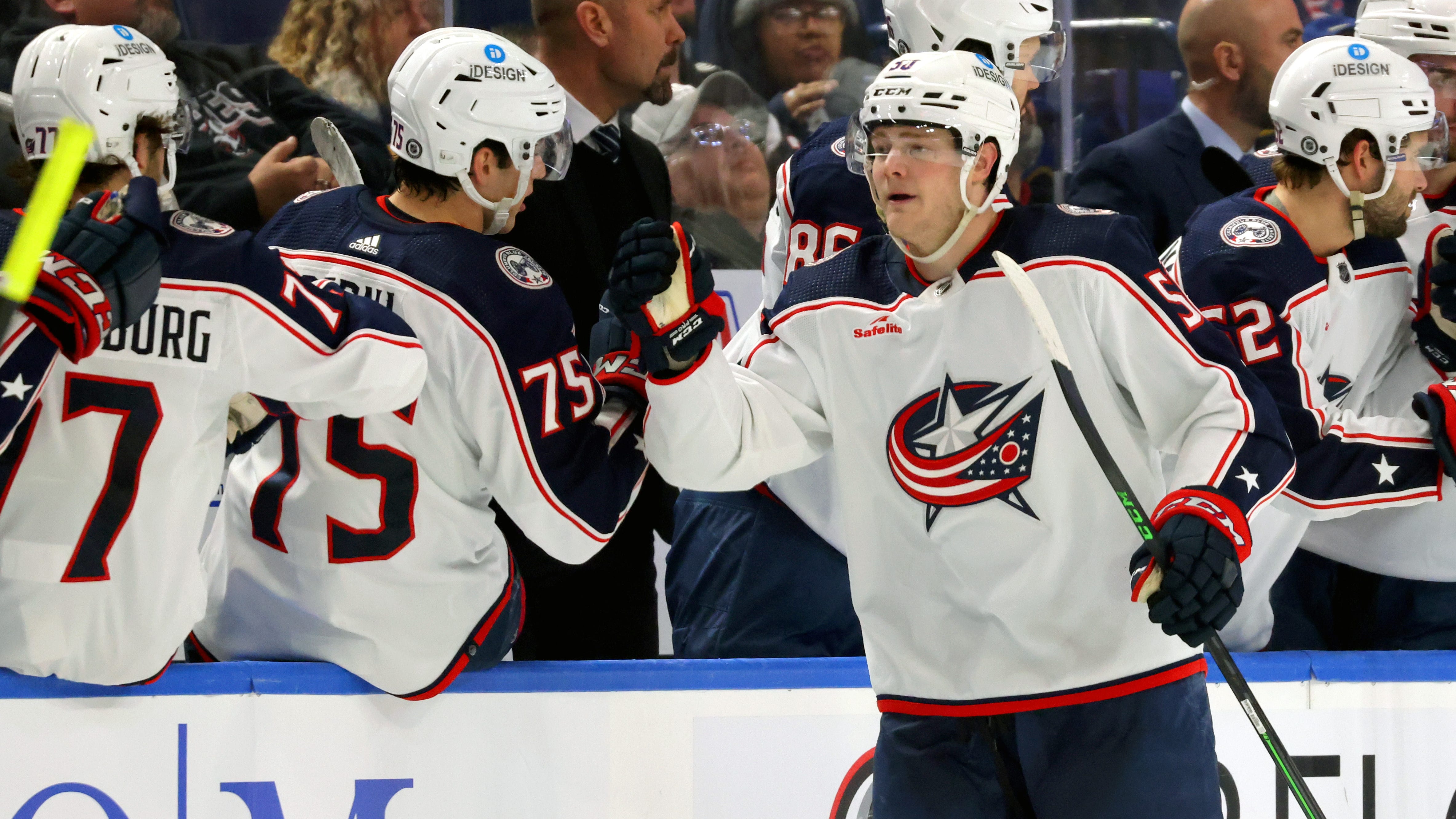 Sabres acquire Eric Robinson from Columbus