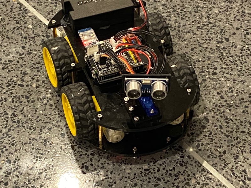 Robot