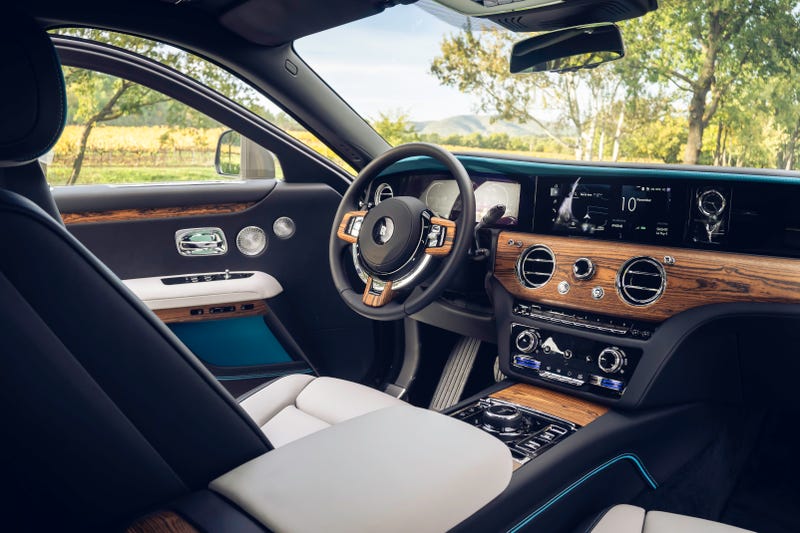 Rolls-Royce-Ghost-SeriesII-Luxury-Interior