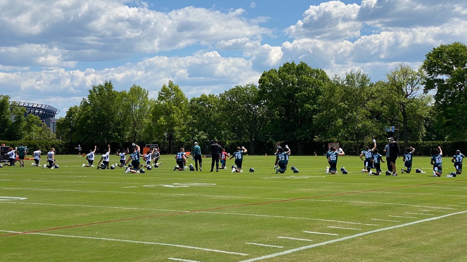 Videos from Eagles rookie camp