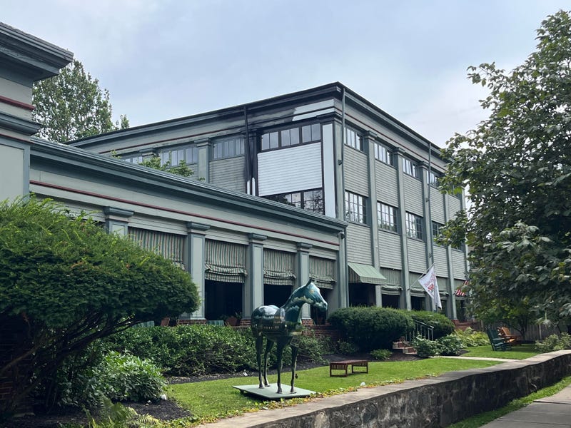 Roycroft Inn