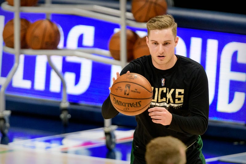 Apr 8, 2021; Dallas, Texas, USA; Milwaukee Bucks guard Sam Merrill (15) warms up before the game between the Dallas Mavericks and the Milwaukee Bucks at the American Airlines Center.
