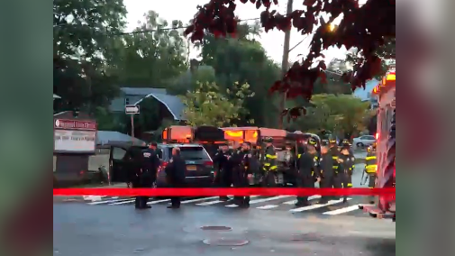 Woman killed, 4 others injured after ambulance overturns in T-bone crash with Jeep on SI