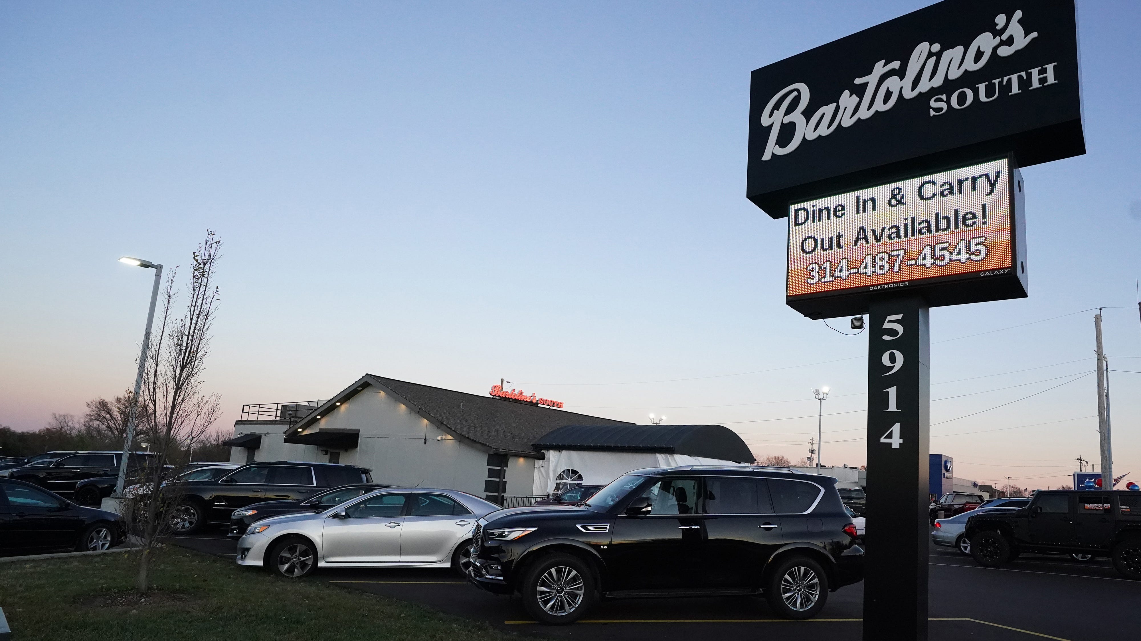 Restaurant thanks community for support in defying St. Louis County's indoor dining ban