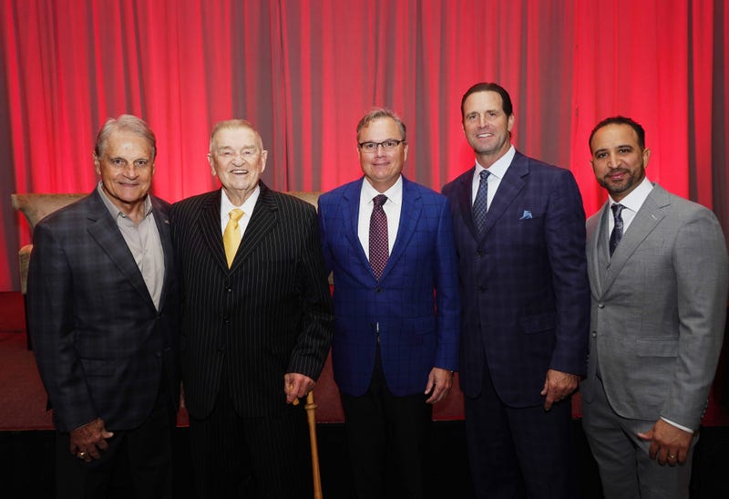 Retired Cardinals player Albert Pujols got some help from current and former Cards managers at his charity fundraiser on Saturday