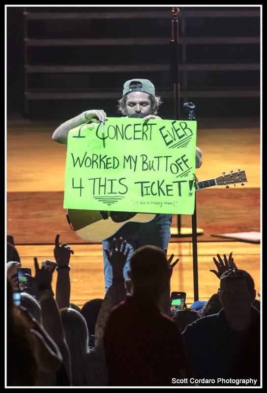 Thomas Rhett performs at CMAC on 8/22/21