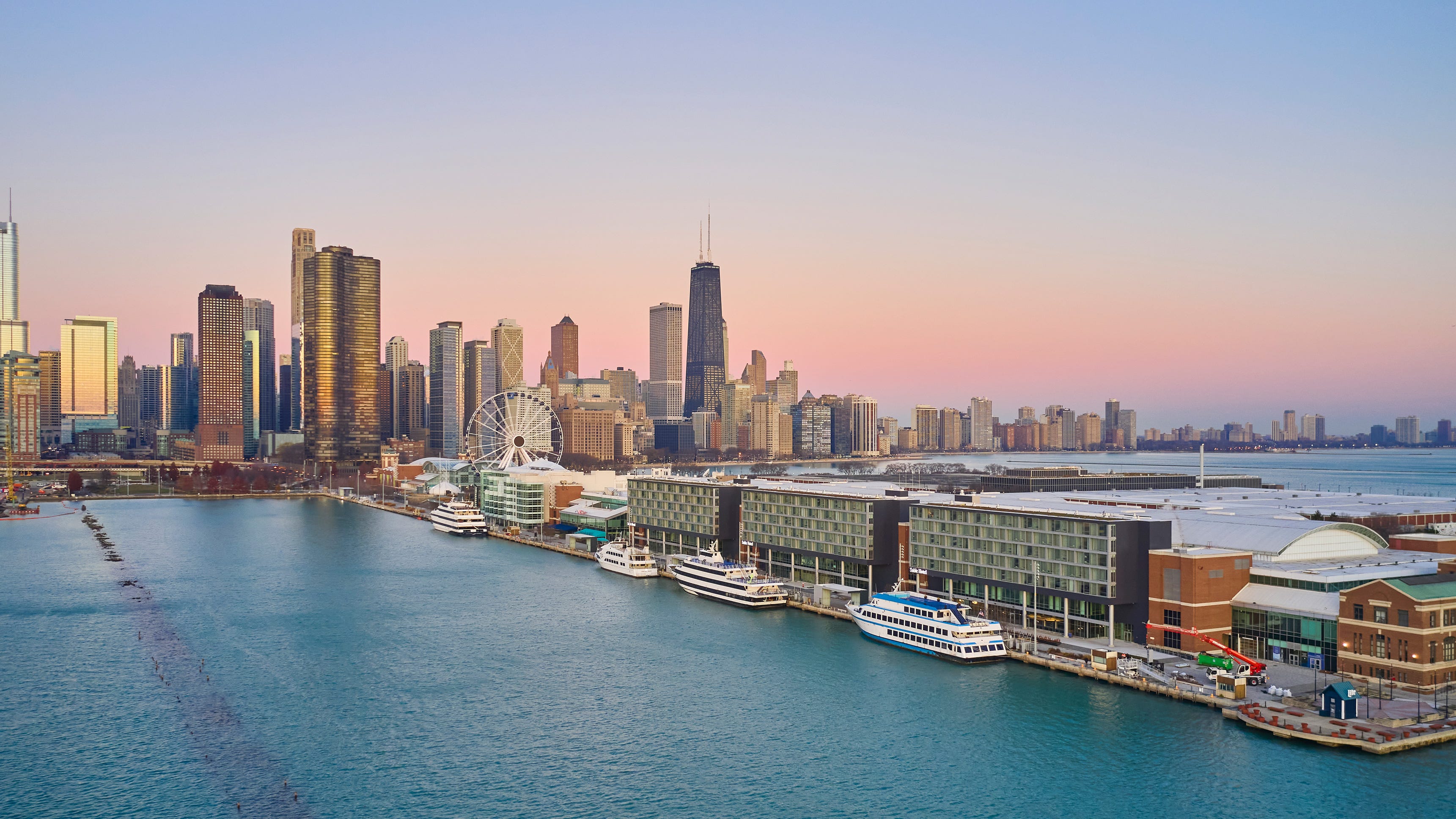 New hotel opens at Navy Pier