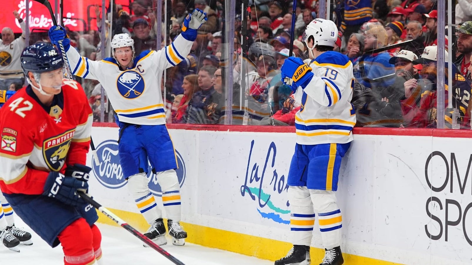 Sabres shake slow start, down Panthers in Florida