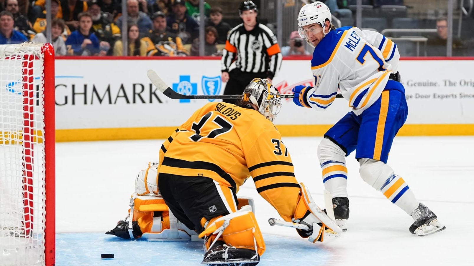 Sabres rout Penguins, 5-1, grab fifth-straight win