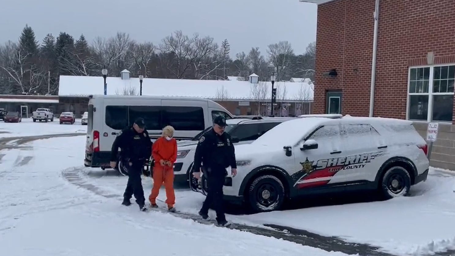 Springville woman faces Arson charge after fierce fire at apartment complex