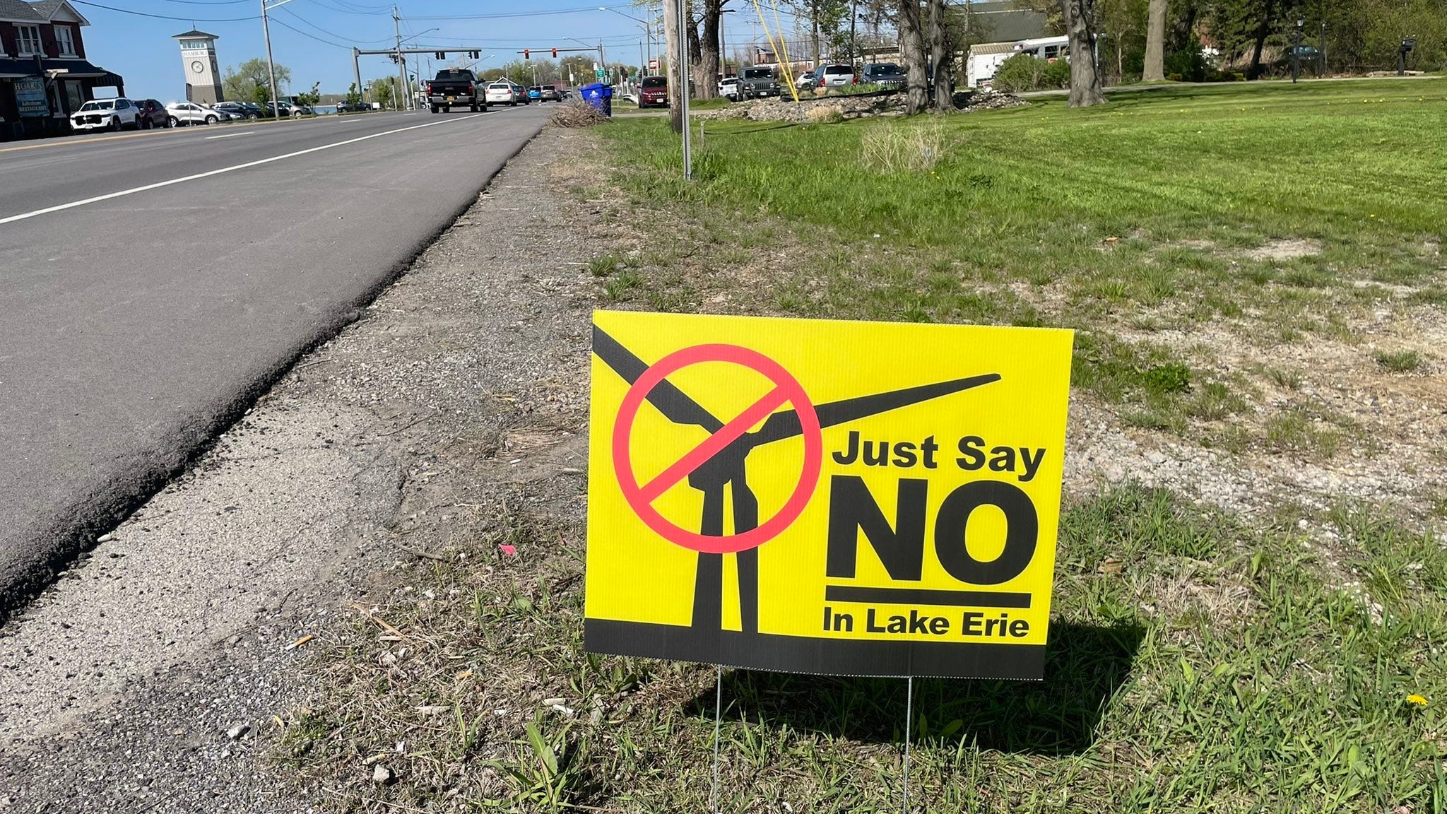 Fight against wind turbines in Lake Erie, Great Lakes 'not over'