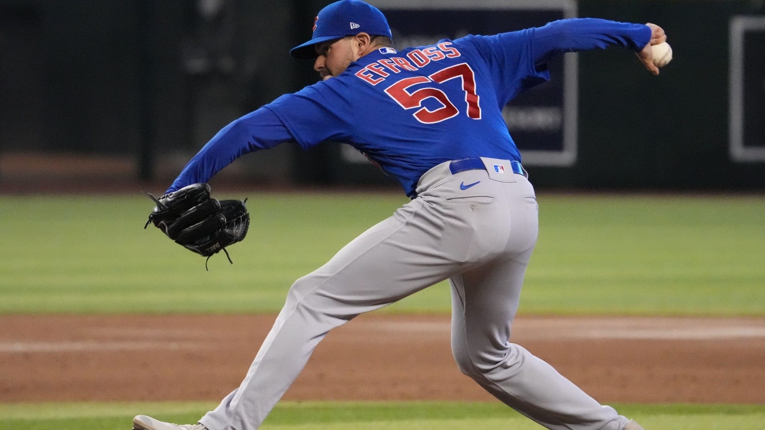 Yankees acquire reliever Scott Effross from Cubs for RHP Hayden Wesneski