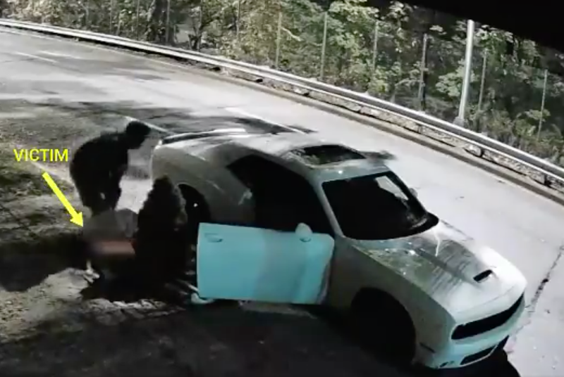 Video shows man dumping pregnant girlfriend’s body on Queens expressway