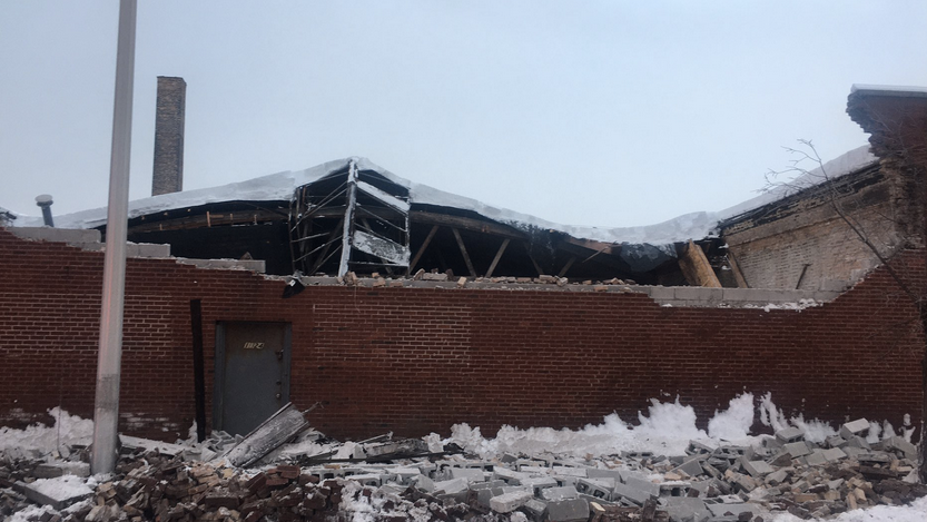 More Chicago buildings collapse after snowstorm